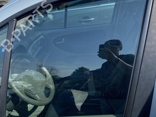 Used Front left door window Front left door window 26717900 26717900