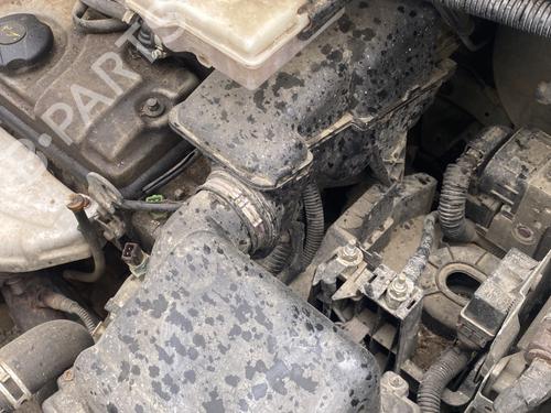 Used Air filter box Air filter box 33122555 33122555