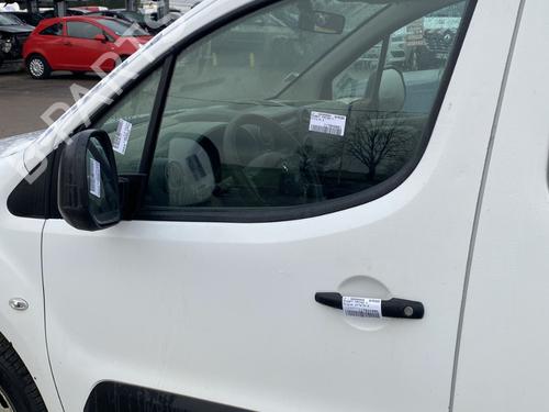 Used Left front door PEUGEOT PARTNER Box Body/MPV 1.6 HDi (75 hp) 30884599