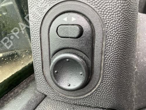 Spejlkontakt Spejlkontakt OPEL MERIVA A MPV (X03) 1.7 CDTI (E75) (100 hp) 39730003 39730003