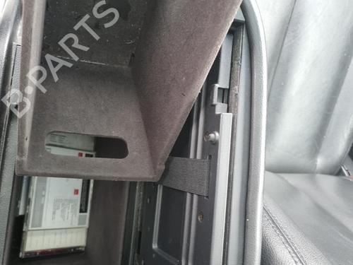 Used Armrest / Center console Armrest / Center console NISSAN MURANO I (Z50) 3.5 4x4 (234 hp) 22111036 22111036
