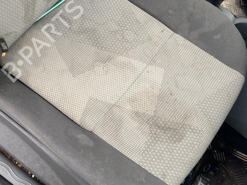 Used Right front seat RENAULT MODUS / GRAND MODUS (F/JP0_) 1.2 (JP0C, JP0K, FP0C, FP0K, FP0P, JP0P, JP0T) (75 hp) 29081072