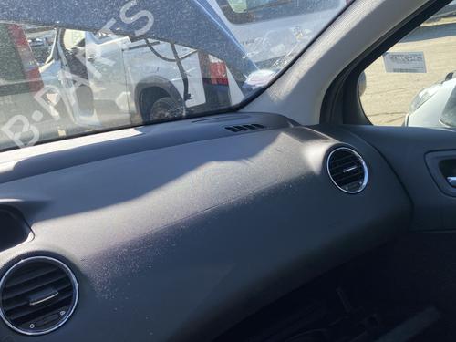 Used Dashboard PEUGEOT 308 I (4A_, 4C_) 1.6 HDi (109 hp) 25475358