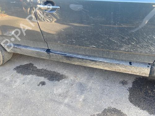 Used Right sideskirt BMW X3 (E83) 2.0 d (150 hp) 30439342