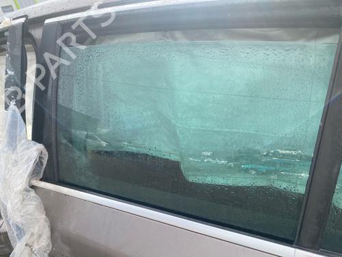 rear-left-door-window-skoda-superb-ii-3t4-2008-2009-2010-2011-2012-2013-2014-2015-39178089 main image