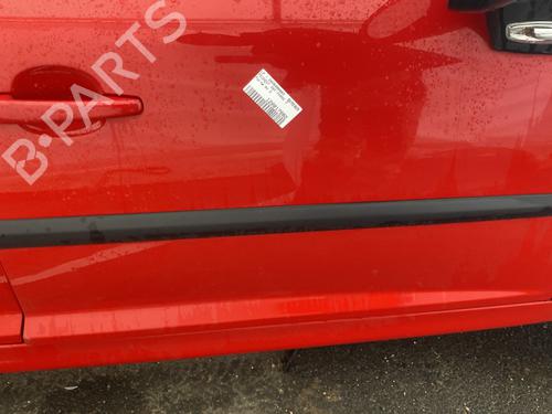 door-moulding-trim-peugeot-207-wa_-wc_-2006-2007-2008-2009-2010-2011-2012-2013-2014-2015-31941351 main image