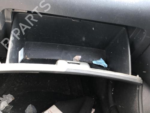 Used Glove box TOYOTA COROLLA (_E12_) 2.0 D-4D (CDE120R, CDE120L_) (116 hp) 22110980