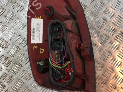 Used Right taillight PEUGEOT 306 Break (7E, N3, N5) 2.0 HDI 90 (90 hp) 19912348
