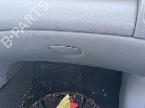 Used Glove box Glove box RENAULT LAGUNA II (BG0/1_) 1.6 16V (BG1G, BG1H) (112 hp) 31715163 31715163