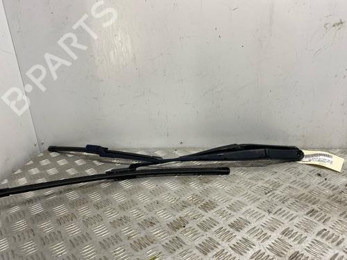 Used Front windshield wiper arm Front windshield wiper arm SKODA SUPERB II (3T4) 2.0 TDI 16V (140 hp) 39982720 39982720