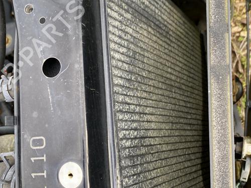 water-radiator-toyota-rav-4-ii-_a2_-2000-2001-2002-2003-2004-2005-33177922 main image