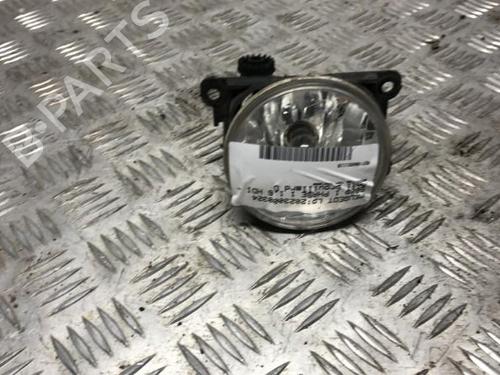 Right front fog light PEUGEOT 5008 (0U_, 0E_) 1.6 HDi | BP22120446C31 