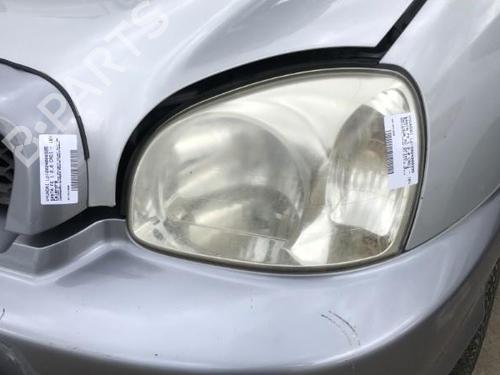 Used Left headlight HYUNDAI SANTA FÉ I (SM) 2.0 CRDi 4x4 (125 hp) 22121517