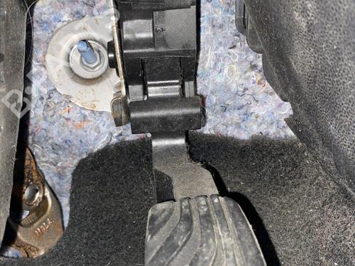 Used Pedal Pedal RENAULT MEGANE IV Hatchback (B9A/M/N_) 1.2 TCe 130 (B9MR) (130 hp) 33553222 33553222