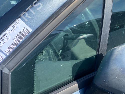 front-left-quarter-glass-citroen-c4-i-lc_-2004-2005-2006-2007-2008-2009-2010-2011-2012-2013-2014-37588488 main image