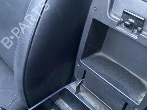 Armrest / Center console SUZUKI GRAND VITARA II (JT, TE, TD) 1.9 DDiS All-wheel Drive (JT419, TD44, JB419WD, JB419XD,... | BP31908928I20 - Image 4