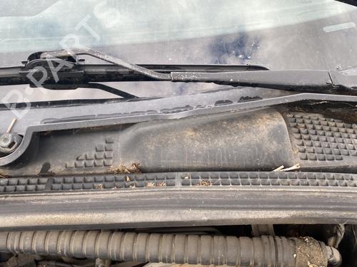 Used Front wiper motor Front wiper motor PEUGEOT 406 Break (8E/F) 2.0 HDI 110 (109 hp) 28681557 28681557