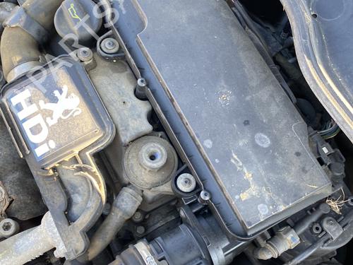 Used Air filter box Air filter box PEUGEOT 206 Hatchback (2A/C) 1.4 HDi eco 70 (68 hp) 24828227 24828227