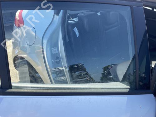Used Rear right door window RENAULT MEGANE III Hatchback (BZ0/1_, B3_) 1.5 dCi (BZ09, BZ0D, BZ1W, BZ29, BZ14) (110 hp) 26594382