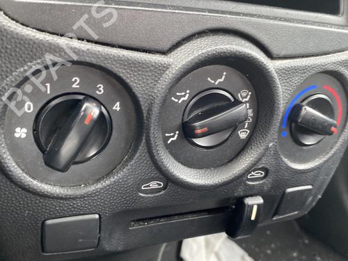Used Climate control KIA PICANTO I (SA) 1.0 (63 hp) 31919275