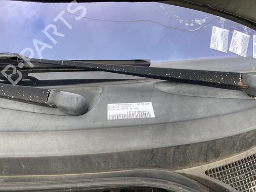 Used Front wiper motor Front wiper motor RENAULT SCÉNIC I MPV (JA0/1_, FA0_) 1.9 dCi RX4 (102 hp) 32393052 32393052