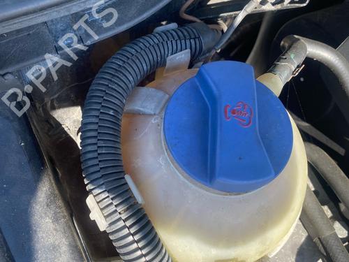 expansion-tank-vw-passat-b6-variant-3c5-2005-2006-2007-2008-2009-2010-2011-34057314 main image