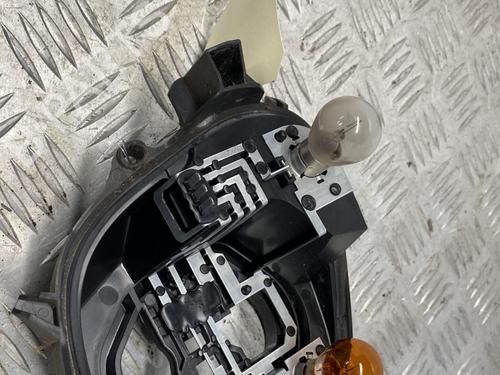 Used Lamp holder Lamp holder PEUGEOT 208 I (CA_, CC_) 1.6 HDi / BlueHDi 75 (75 hp) 30821364 30821364