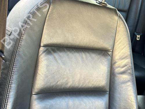 Used Right front seat Right front seat AUDI A4 B7 (8EC) 2.0 (130 hp) 19913399 19913399