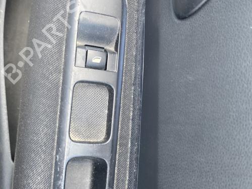 Used Right front window switch Right front window switch PEUGEOT 5008 (0U_, 0E_) 2.0 HDi 150 / BlueHDi 150 (150 hp) 25894957 25894957