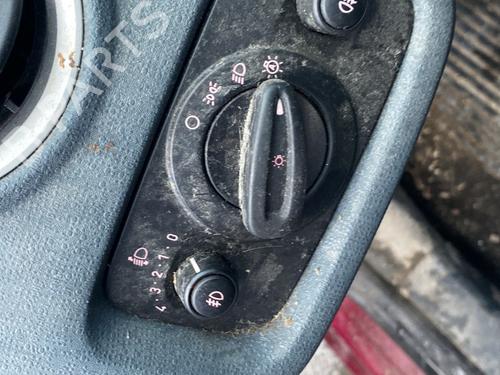 headlight-switch-ford-fiesta-vi-cb1-ccn-2008-30552106 main image