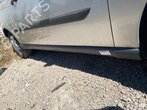 Used Right sideskirt Right sideskirt 37249102 37249102