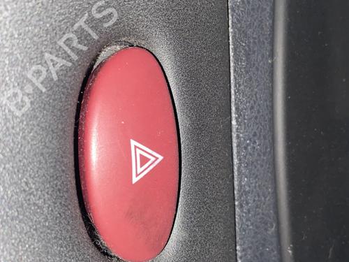 Used Warning switch CITROËN XSARA PICASSO (N68) 1.6 HDi (90 hp) 31334429