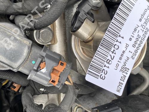 Used Injection rail PEUGEOT 2008 I (CU_) 1.2 THP 110 / PureTech 110 (110 hp) 31129161