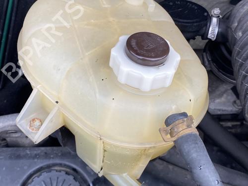 Used Expansion tank RENAULT MASTER II Van (FD) 2.5 D (FD0A, FD0E, FD2E, FD3E) (80 hp) 23979576