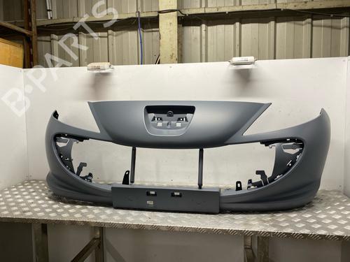 Used Front bumper Front bumper 39426601 39426601
