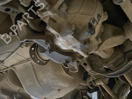 Used Rear differential SUZUKI GRAND VITARA II (JT, TE, TD) 1.9 DDiS All-wheel Drive (JT419, TD44, JB419WD, JB419XD,... (129 hp) 31951047