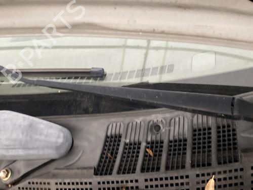 Used Front wiper motor NISSAN ALMERA TINO (V10) 1.8 (114 hp) 31923535