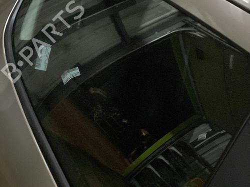 Vidro porta trás direita PEUGEOT 308 I (4A_, 4C_) 1.6 HDi (92 hp) 30860991