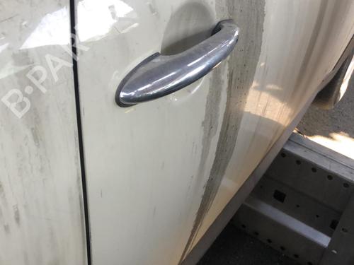 Used Right front door MINI MINI (R56) One (75 hp) 19912005