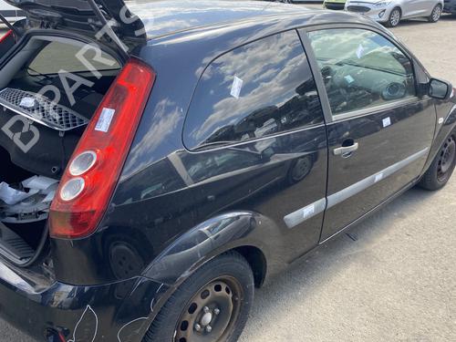 Used Right rear fenders FORD FIESTA V (JH_, JD_) 1.6 TDCi (90 hp) 27402931