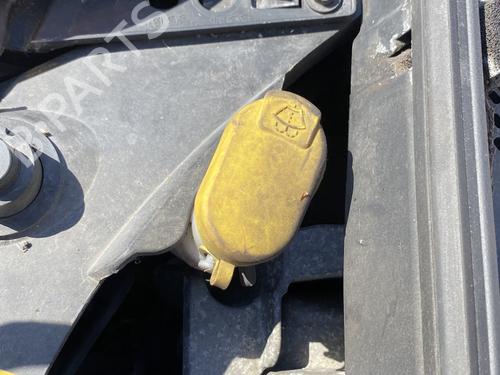 windscreen-washer-tank-renault-modus-grand-modus-fjp0_-2004-27884400 main image