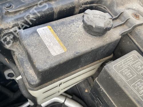 expansion-tank-hyundai-santa-fe-ii-cm-2005-2006-2007-2008-2009-2010-2011-2012-2013-2014-2015-30157125 main image