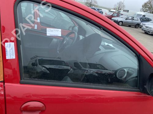 Front right door window CITROËN C1 (PM_, PN_) 1.4 HDi | BP21097764C19