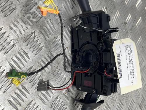 Commodo Essuie Glace / Phare RENAULT CLIO II (BB_, CB_) 1.6 16V (BB01, BB0H, BB0T, BB14, BB1D, BB1R, BB2KL, BB3G... (107 hp) 22126927