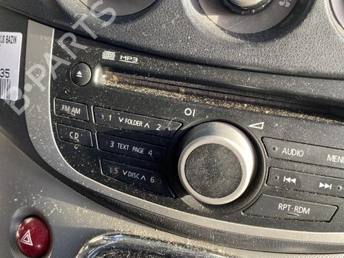 Used Radio Radio 30646659 30646659