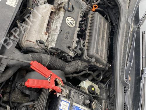 Used Engine control unit (ECU) Engine control unit (ECU) VW GOLF VI (5K1) 1.4 (80 hp) 31884353 31884353