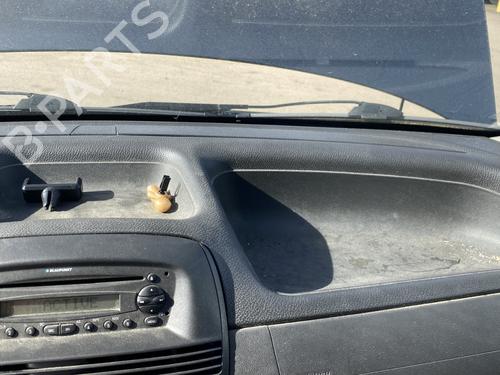 Used Dashboard Dashboard FIAT PUNTO (188_) 1.9 JTD (86 hp) 33234433 33234433