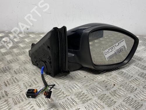 Used Right mirror Right mirror 31090651 31090651