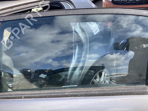 rear-left-door-window-alfa-romeo-147-937_-2000-2001-2002-2003-2004-2005-2006-2007-2008-2009-2010-28579046 main image