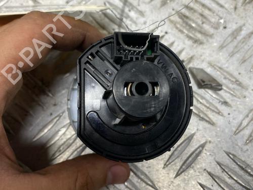 Used Headlight switch Headlight switch 37279375 37279375
